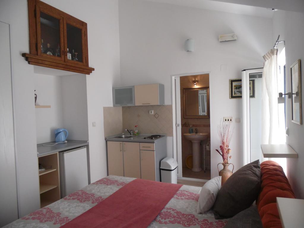 Apartments Slavica Jovanovic Sveti Stefan Ngoại thất bức ảnh
