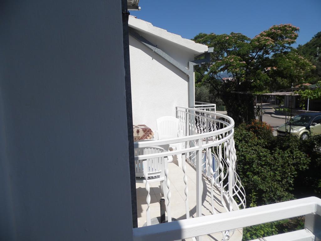 Apartments Slavica Jovanovic Sveti Stefan Ngoại thất bức ảnh