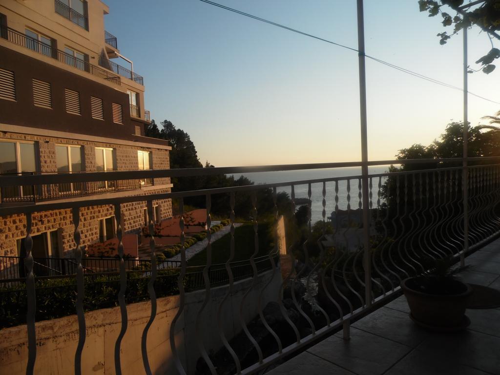 Apartments Slavica Jovanovic Sveti Stefan Ngoại thất bức ảnh
