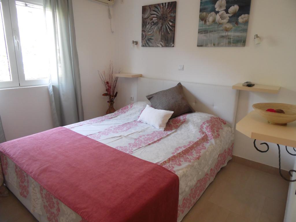 Apartments Slavica Jovanovic Sveti Stefan Ngoại thất bức ảnh