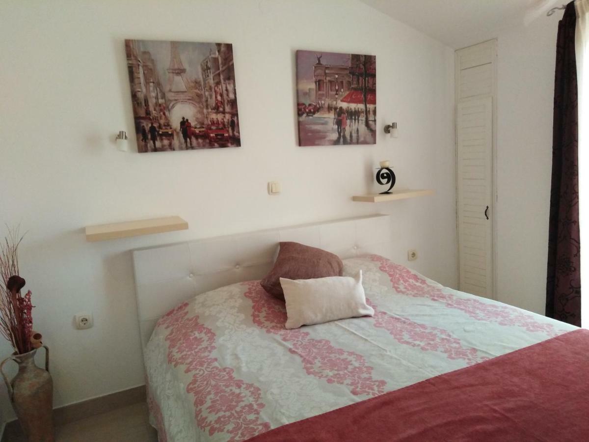 Apartments Slavica Jovanovic Sveti Stefan Ngoại thất bức ảnh